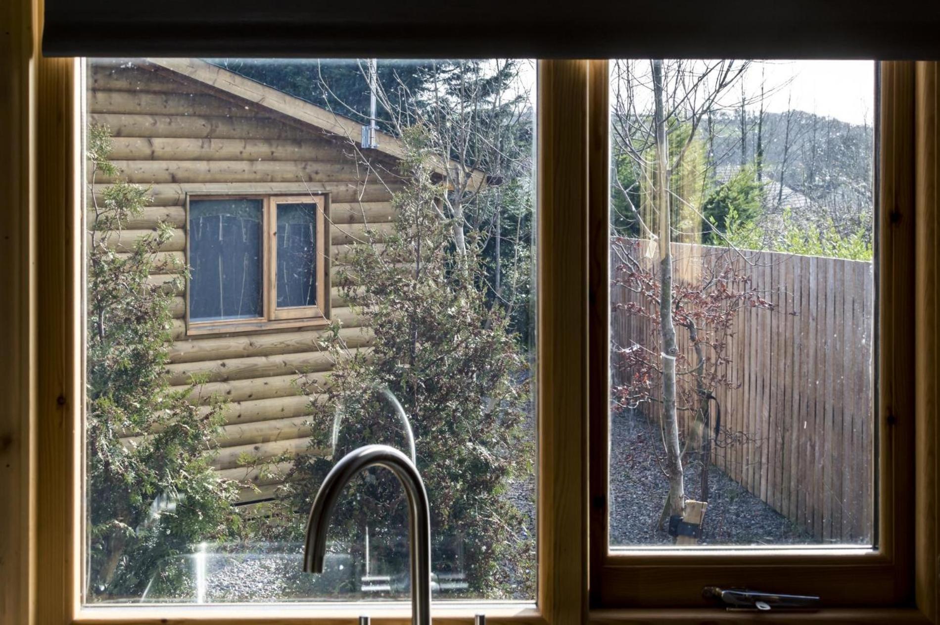 Laurel Lodge - 2 Bedroom Log Cabin - St Florence Saint Florence Exteriör bild